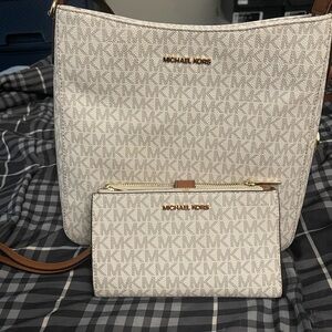 Micheal Kora Purse/wallet set